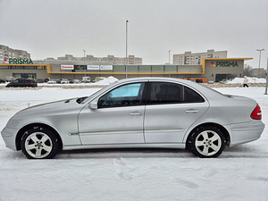 Mercedes e280 2007 4matic (4 foto / 10)