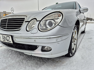 Mercedes e280 2007 4matic (6 foto / 10)