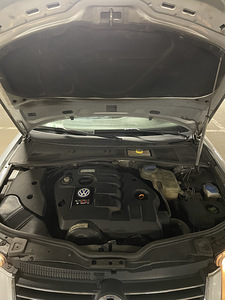 Volkswagen Passat 1.9 TDI (9 foto / 9)