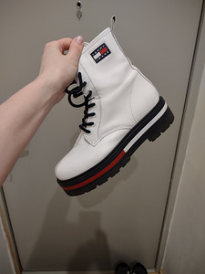 TH saapad 38 tommy hilfiger (3 foto / 6)