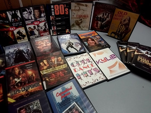 Kogutavad, litsentsitud kodused DVD-filmid, muusika (3 foto / 4)