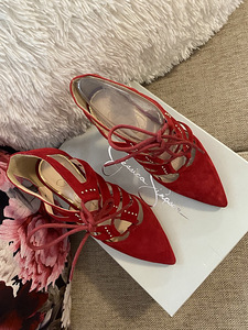Jessica Simpson Red Suede Lace-up heels, size 37 (5 foto / 7)