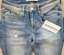 Новые джинсы Calvin Klein размер 26/32