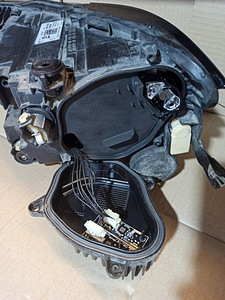 T-cross Volkswagen Full led RIGHT headlight/esitul 2gm941036 (4 foto / 7)