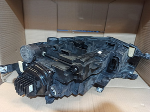 T-cross Volkswagen Full led RIGHT headlight/esitul 2gm941036 (5 foto / 7)