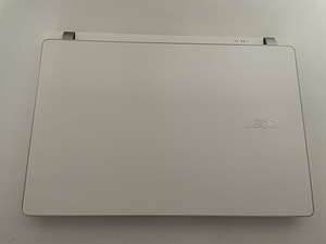 Ноутбук Acer (2 фото из 7)