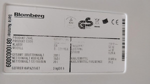 Холодильник Blomberg (4 фото из 5)