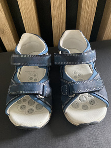 Сандалии chicco (3 фото из 4)