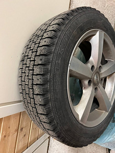 Диски Dezent,Зимние шины R16 205/55 (Honda Civic 2008 Sedan) (6 фото из 8)