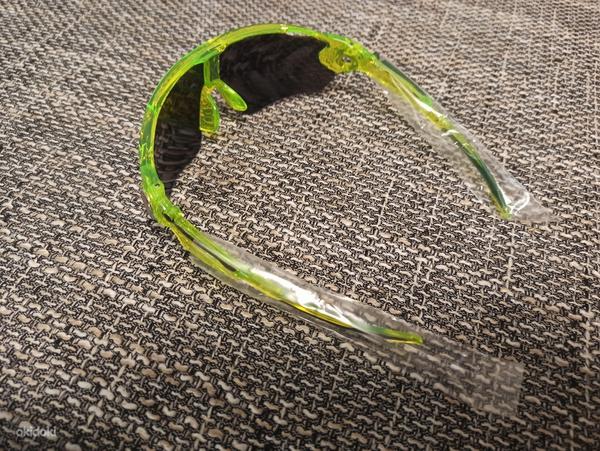 Спортивные очки зеленые унисекс (фото #2)
