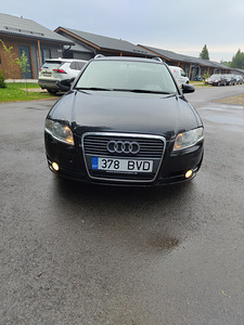 Audi a4 b7 (2 фото из 6)
