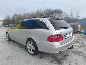 Mercedes Benz e280 (4 foto / 11)