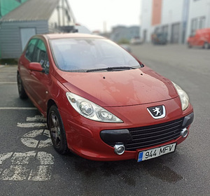 Peugeot 307 facelift 1.6 80KW (3 foto / 11)