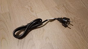 Lenovo akulaadi Original 230W sülearvuti jaoks (2 foto / 4)