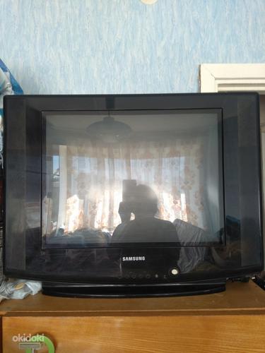 Samsung телевизор (фото #4)