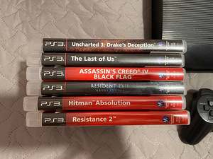 PlayStation 3 (PS3) и 15 игр (2 фото из 3)