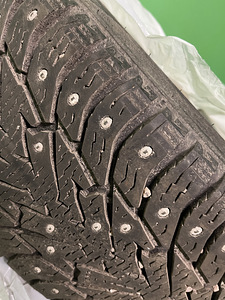 Bridgestone NORANZA 94T extra 205/55R16 (2 foto / 4)