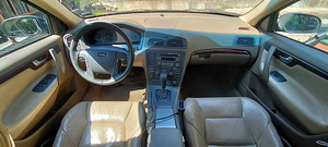 Volvo v70 T5 (4 фото из 4)