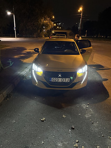 Peugeot 208 GT 2022 (10 foto / 15)