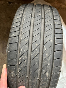 Michelin Primacy 4 205/45R17 (2 foto / 6)