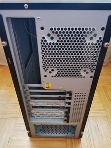 Кулер Master Gladiator 600 ATX (9 фото из 10)
