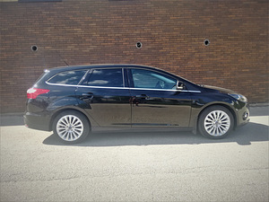 Väikse läbisõiduga korralik Ford (3 foto / 7)