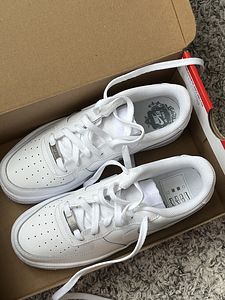 NIKE AIR FORCE 1 - uued, originaalsed (2 foto / 2)