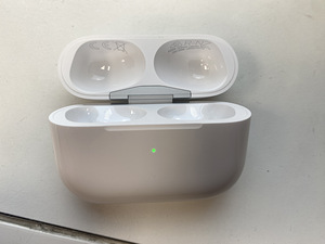 Airpods pro 2gen laadimiskarp (4 foto / 4)