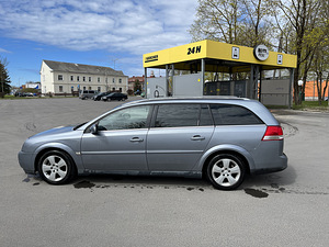 OPEL VECTRA 2004 (3 foto / 8)