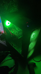 Müüa heas korras gaming setup (3 foto / 10)