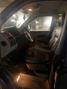 VOLKSWAGEN CARAVELLE (10 foto / 15)
