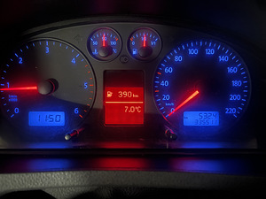 VOLKSWAGEN CARAVELLE (13 foto / 15)