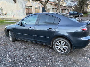 Mazda 3. 1,6. 77kW. 2007. (3 foto / 10)