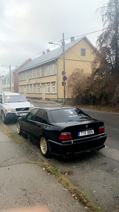 BMW 325i 141kw e36 manu (9 foto / 11)