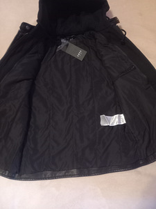Новые куртки (4 фото из 4)