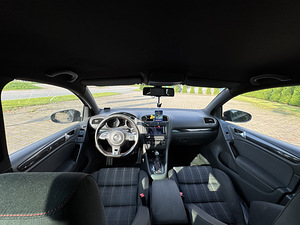 Volkswagen golf 6 GTI (6 foto / 6)