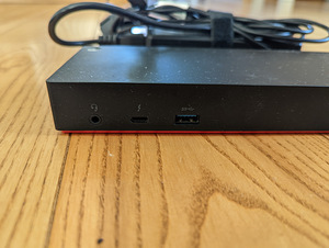Док-станция Lenovo ThinkPad (3 фото из 3)
