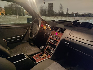 Mercedes Benz (3 foto / 10)