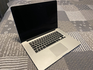 Apple macbook pro 15 (5 фото из 5)