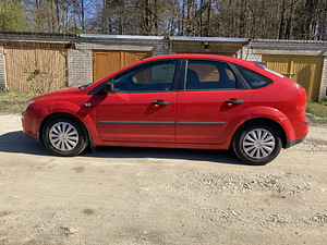 Ford Focus 1.6 74kW (4 foto / 8)