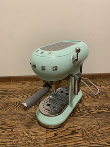 SMEG Pastel Green Espresso Coffee Machine (1 foto / 1)