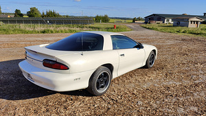 Chevrolet Camaro (4 foto / 8)