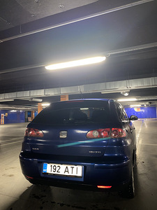 Seat ibiza 1.4 (3 foto / 7)