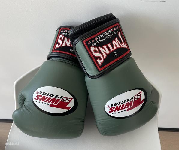 TWINS специальные боксерские перчатки 10 унций (фото #1)
