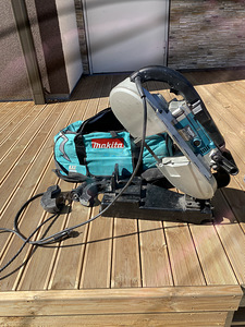 Makita 2107f (3 foto / 3)