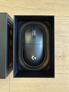 Мышь Logitech G Pro X Superlight (4 фото из 5)