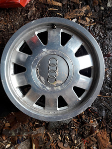 Audi veljed 4tk.15" (2 foto / 2)