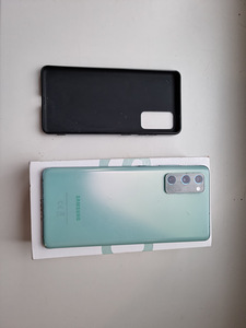 Samsung galaxy s20 FE ( fan edition) (2 foto / 3)
