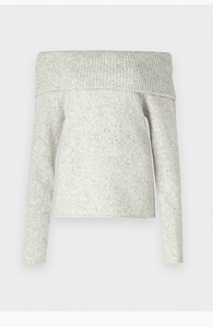 Gina Tricot kudum, s. 38 (1 foto / 2)