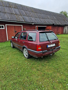 Продам VW Golf variant 1.6 74кВт (бензин) (3 фото из 8)